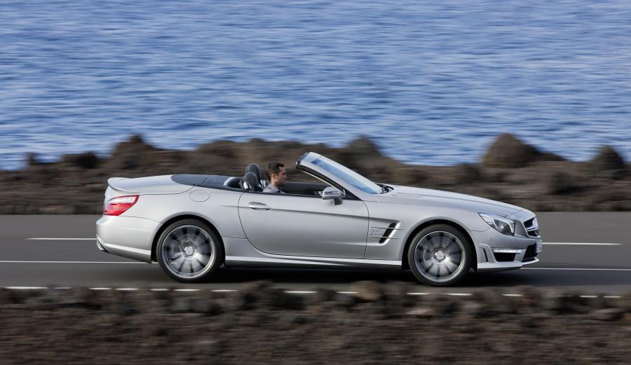  Mercedes-Benz SL63 AMG 2012 года  (фото 38 из 69)